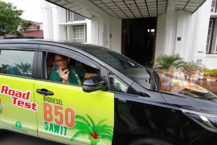 Indonesia Menuju B-50 Kelapa Sawit: Biodiesel 50 Persen Momentum Kurangi Ketergantungan Pada Bahan Bakar Fosil.