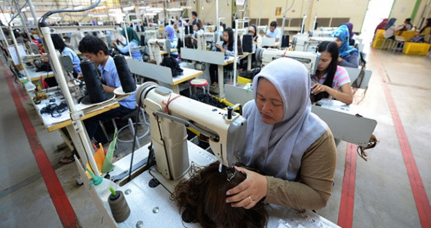 Industri Tekstil Dapat Berkah Orderan Masker dan Pengadaan APD