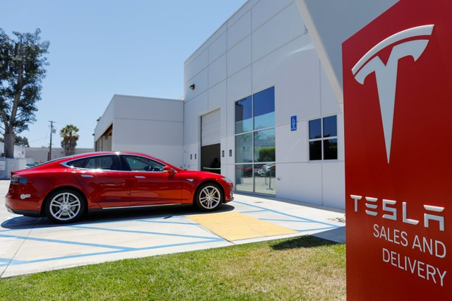 Tesla Bangun Pabrik Powerbank, Ekosistem Mobil Listrik di Indonesia Bakal Terbentuk  
