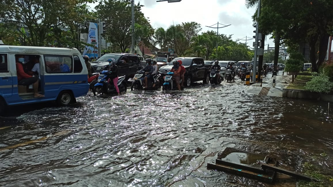 Berikut Tips Menjaga Sepeda Motor Dalam Menghadapi Kondisi Banjir