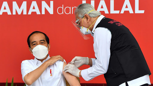 Info Penting: Vaksinasi Gotong Royong Dimulai Hari Ini, Ada 2 Vaksin yang Digunakan