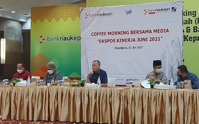    Pencapaian Bank Riau Kepri Melebihi Target, Raih Laba Rp262 Miliar