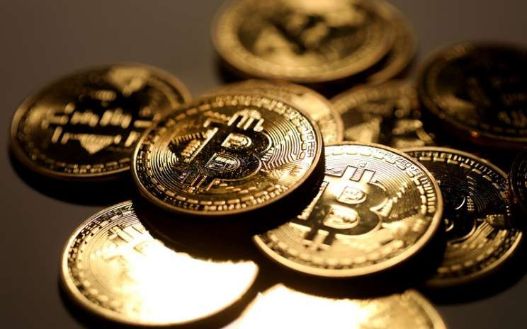 Harga Bitcoin terjungkal 7% usai ukir posisi tertinggi sepanjang masa