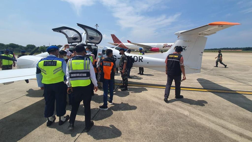 Kedaulatan Ruang Udara Kepri dari Singapura Kembali ke Tangan Indonesia. Jokowi Teken Perpres FIR