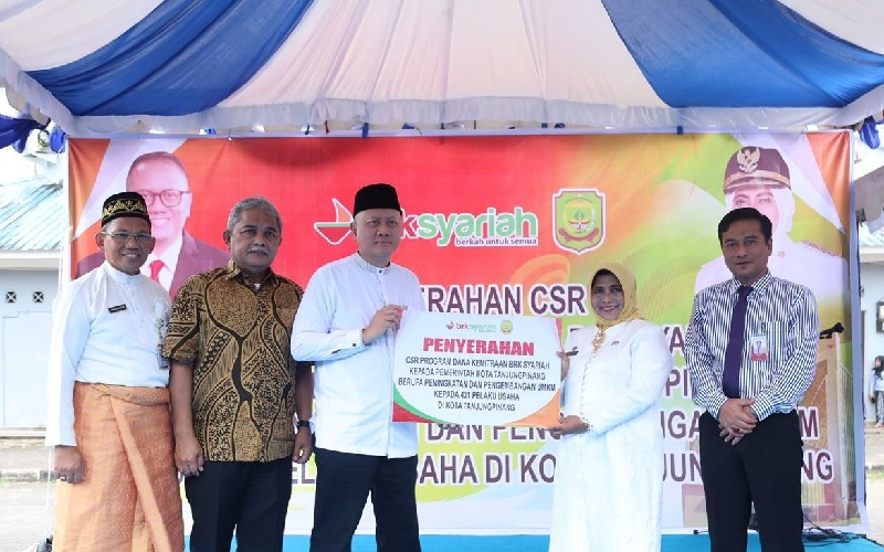Bak Riau Kepri Syariah Serahkan CSR Kepada 431 Pelaku UMKM di Kota Tanjungpinang