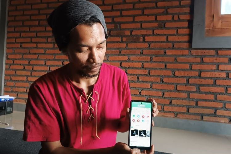 Kisah Fiyan Beri Inspirasi UMKM Hingga Bikin Aplikasi untuk Jadi Wadah Pelaku Usaha di Desa